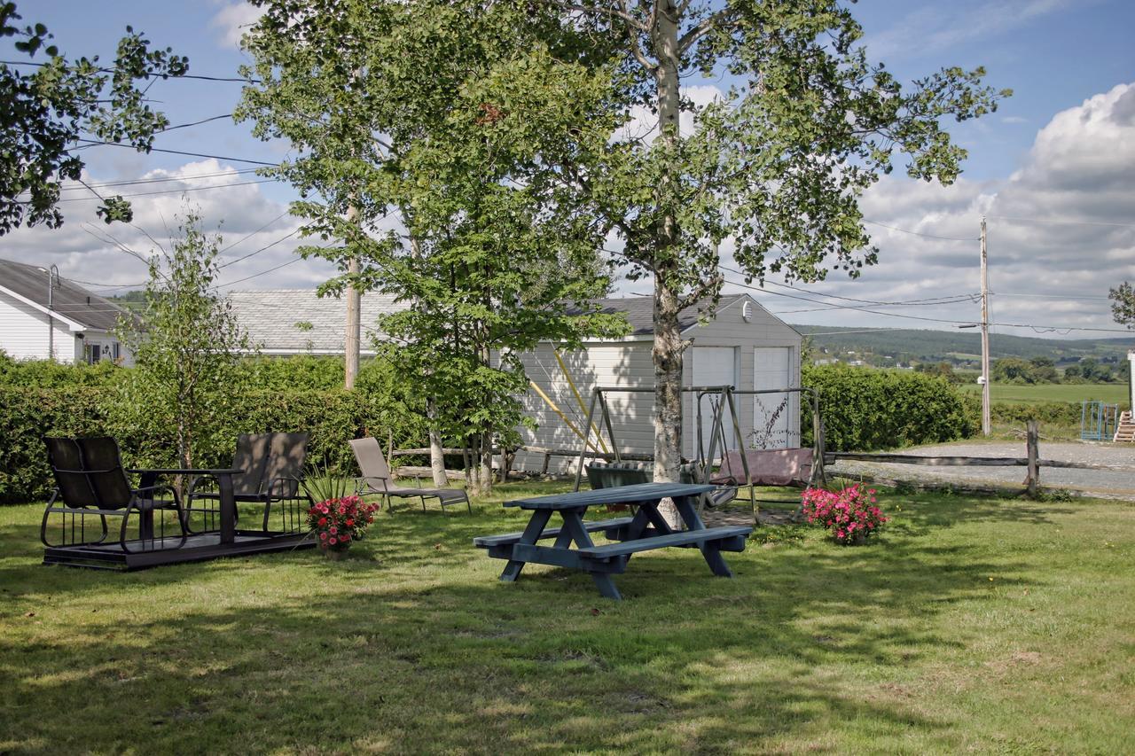 Motel Bellevue Saint-Joseph-de-Beauce Exteriör bild